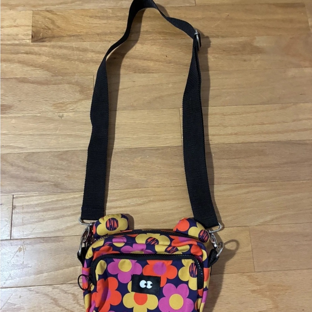 Lazy oaf groovy floral bear bag